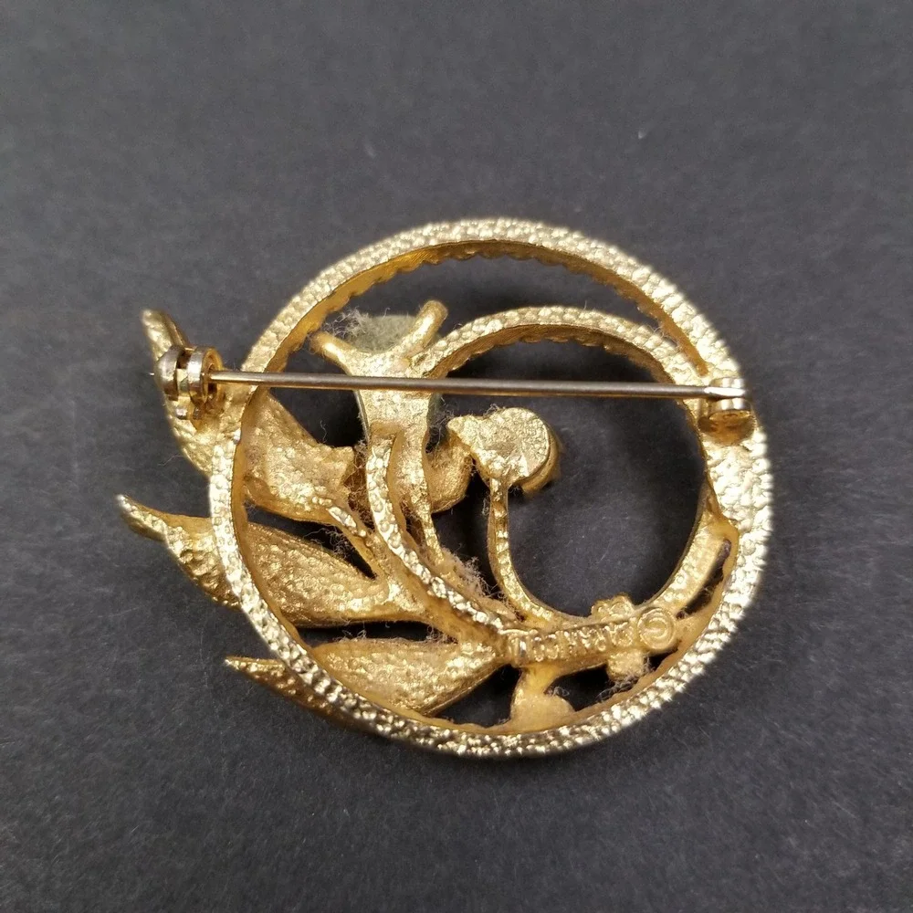 Vintage Sarah Coventry Jade Garden brooch from 1966 Missing‎ Faux Pearl